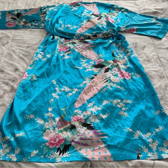 Applesauce teal blue satin peacock floral silk-like belted robe, one size boho - Picture 12 of 16